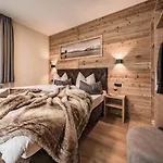 Apartment Romantica *